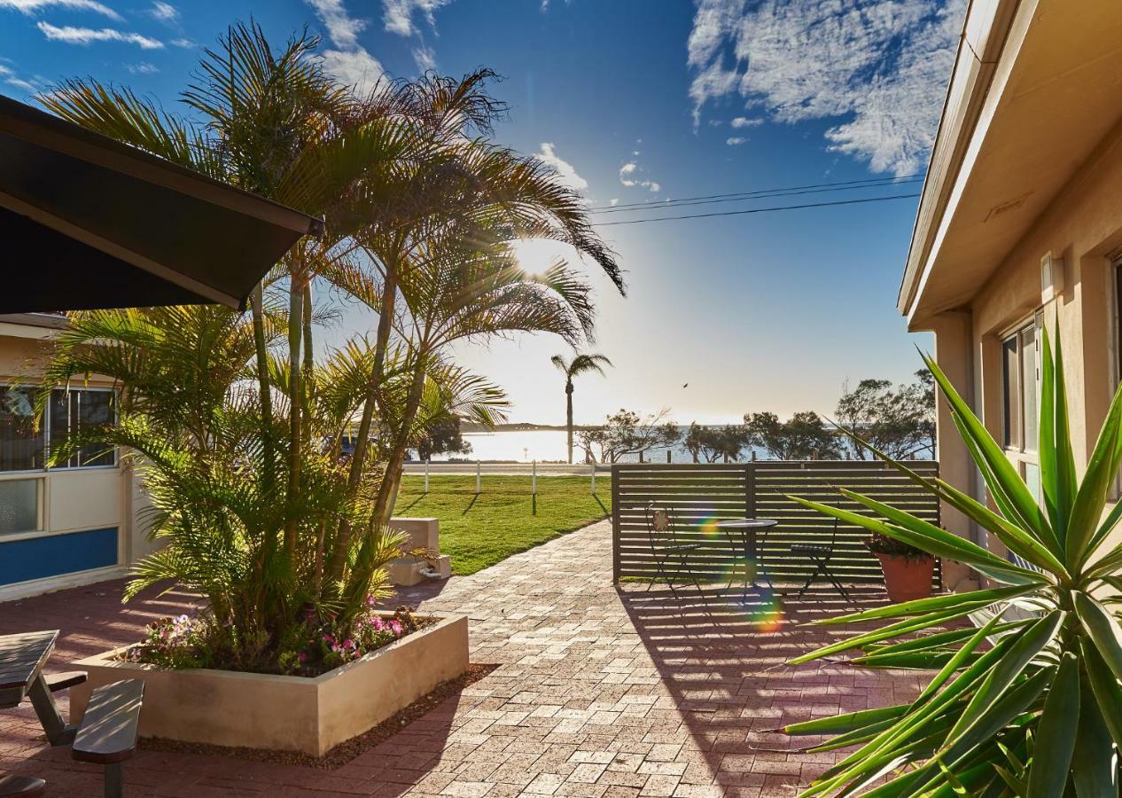 Api Pelican Beach Front Apartments Kalbarri Exteriér fotografie