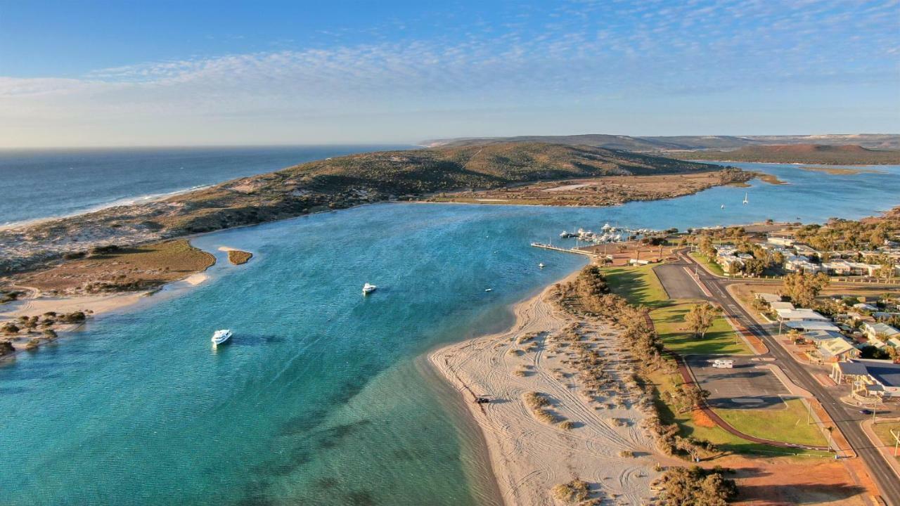 Api Pelican Beach Front Apartments Kalbarri Exteriér fotografie